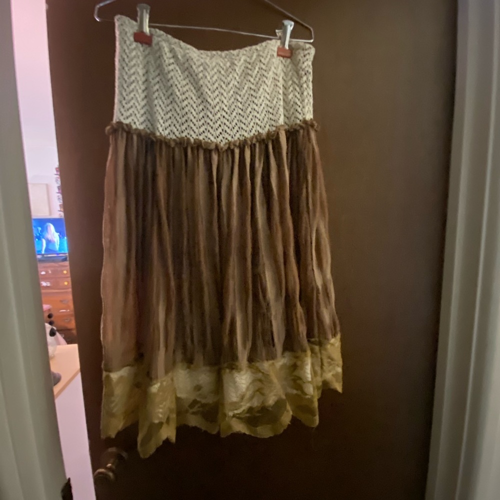 Woman’s skirt